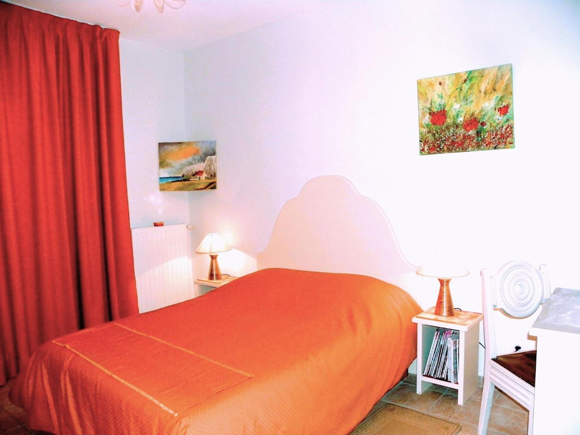 Huriel Les Malvaux B&B 외부 사진