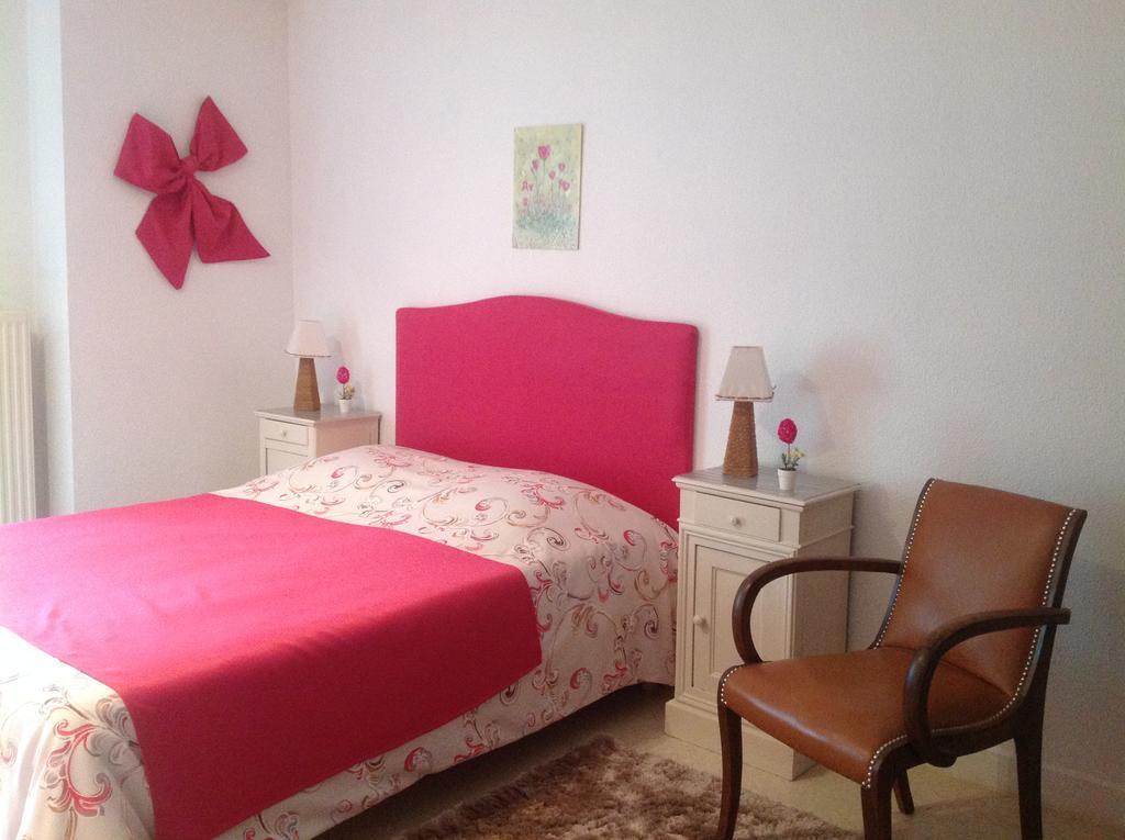 Huriel Les Malvaux B&B 외부 사진